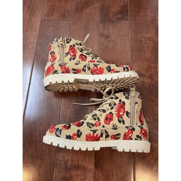 AKID Leather Embroidered Eye & Lips Boots Size US 12 Tan Red Mint Condition - Picture 5 of 9